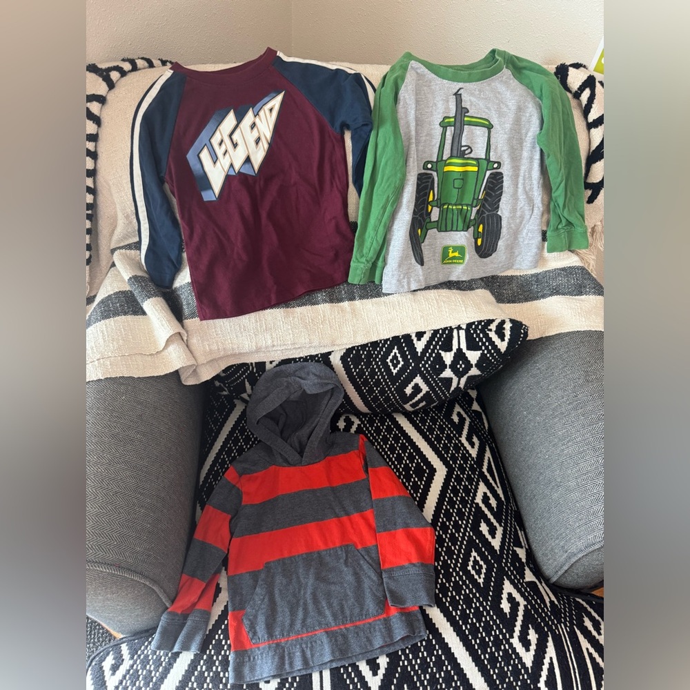 Boys 2T Long sleeve shirts bundle of 3